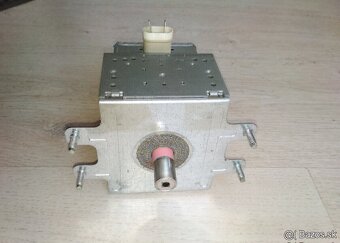 Magnetron do mikrovlnky 2M167B-M10 - 2