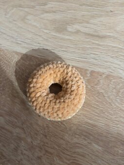 Ručne hačkovaný donut 🍩 - 2