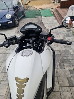 Honda Crossrunner 800 - 2