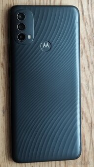Motorola Moto E30 2 GB/32 GB - 2