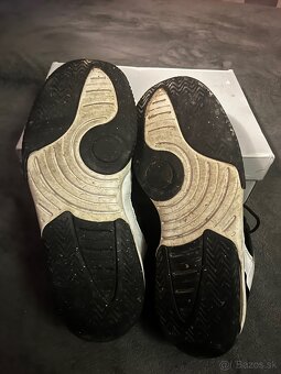 Jordan Max Aura - 2