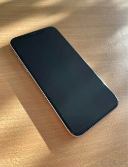 iPhone X 100% batéria - 2