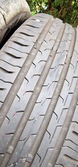 215/65 R17 - 2