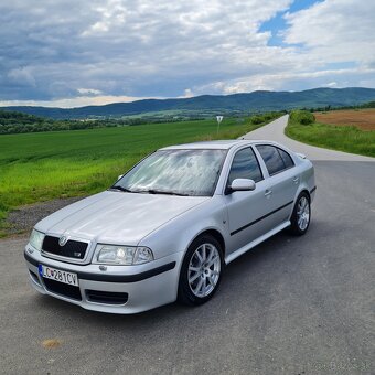 Škoda octavia rs 1.8t - 2