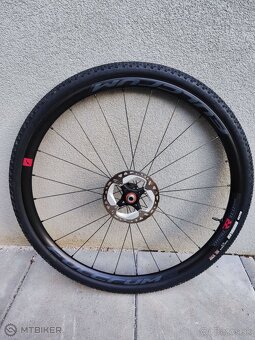kolesá FULLCRUM - 2