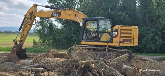 Pásový bagr CAT 320, rok výroby 2019, 8.495 motohodin - 2