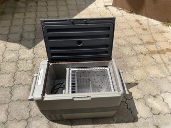 Prenosná chladnička / chladiaci box - 2