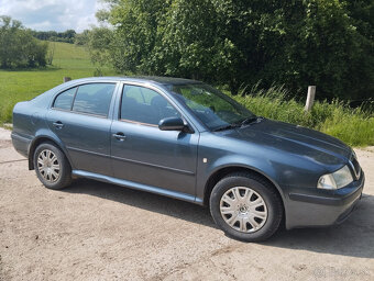 ŠKODA OCTAVIA - 2