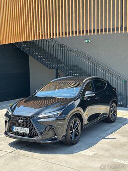 Lexus NX 2.5 Hybrid AWD Executive - 2