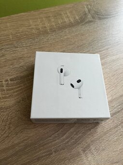 AirPods 3 - 2