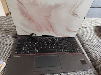 Predám notebook 2v1 - 2