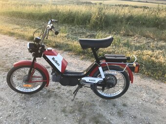 Babeta 210 vo farbách Marlboro - 2