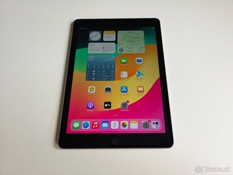Apple iPad 9.7 Wi-Fi 32GB Space Gray MR7F2KN/A 6Generácia - 2