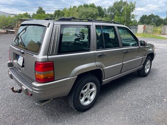 Jeep GRAND CHEROKEE ZJ 5,9L V8 - 2