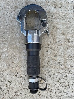 Predám HYDRAULICKÝ LIS NA PEX POTRUBIE - 2
