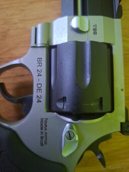 Taurus riging hunter 44 mag - 2