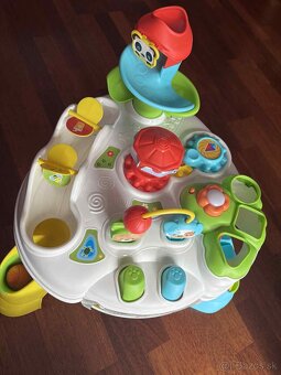 Interaktívny hrací stolík baby clementoni - 2