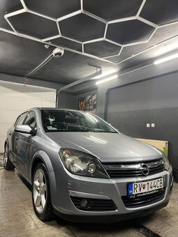 Predám Opel Astra H - 2