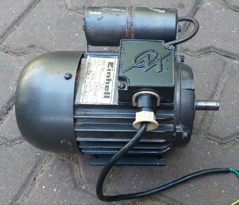 Motor 220V 0,37kW - 2
