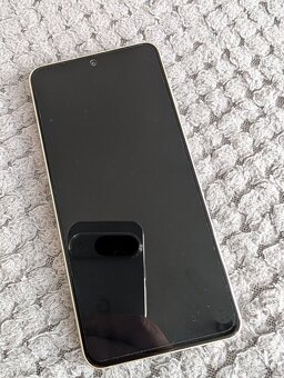 Samsung Galaxy S 21FE - 2