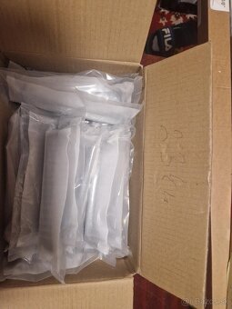 Kovové úchyty do kuchyne - 2