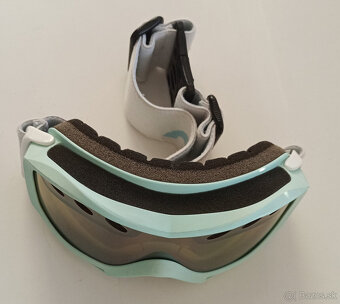 lyžiarska prilba s okuliarmi - 2