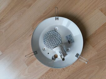 Svietidlo na strop, na stenu, 2ks - 2