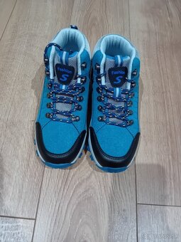 Turistické topánky, velk. 35 - 2