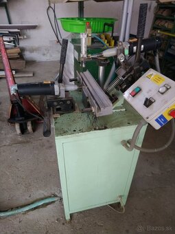 Stroje na výrobu plastových okien - 2