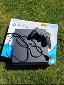 Playstation 4slim - 2
