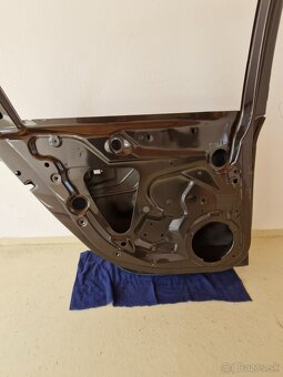 Dvere audi a4 avant b8 - 2