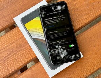 iPhone SE 128GB iOS 26.5 - 2