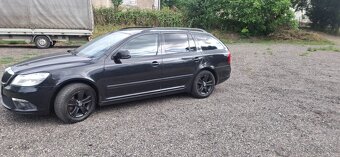 Škoda Octavia II Combi 2.0 TDI 103KW - 2