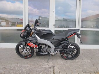 Aprilia Tuono 125 - 2