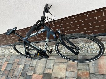 Trekingový bicykel CTM Tranz 3.0 - 2