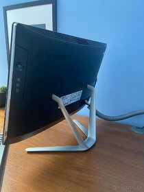 Počítač Lenovo - 2