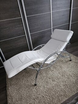 Relaxačné polohovacie kreslo - 2