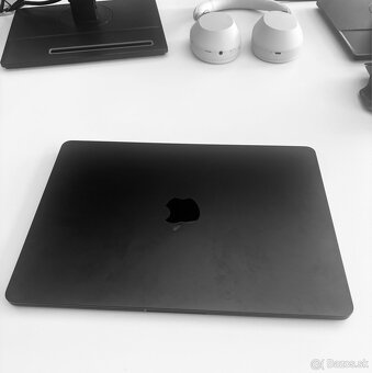 MacBook Air M2 16GB RAM 512 SSD SK Midnight blue - 2
