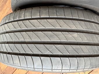 Letné pneumatiky Michelin 235/45 r.18 na osobné auto - 2
