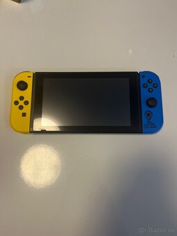 Nintendo Switch Fortnite Edition - 2