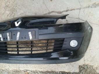 Renault Clio III 05- predný nárazník 185 kompletný - 2