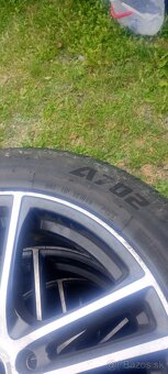 225/50r17 - 2