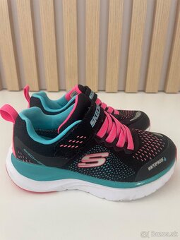Tenisky Skechers nepremokave - 2