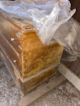 Stará retro komoda - 2