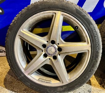 255/40 R18 Mercedes AMG - 2