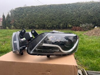 Predné svetlá Passat B7 - 2