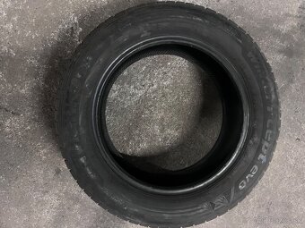 Zimne gumy 205/60 R16 - 2