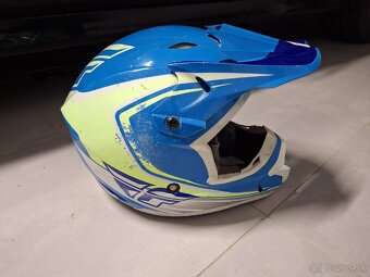 Motocrosová prilba - 2