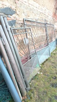 Dvojkrídlová Brána - 2