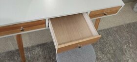 Kozmetický stolík so stoličkou - 2